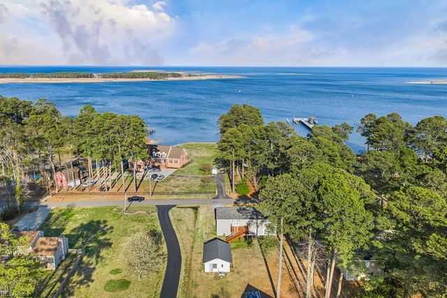 617 Dandy Loop RD, Yorktown, VA 23692