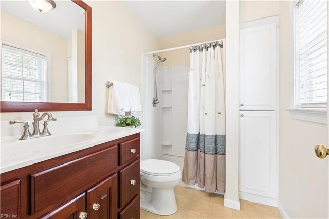 617 Dandy Loop RD, Yorktown, VA 23692