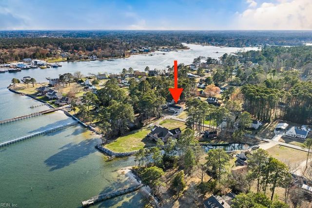 617 Dandy Loop RD, Yorktown, VA 23692