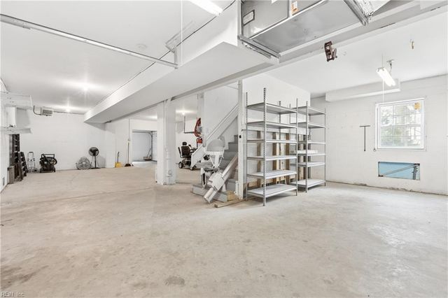 617 Dandy Loop RD, Yorktown, VA 23692