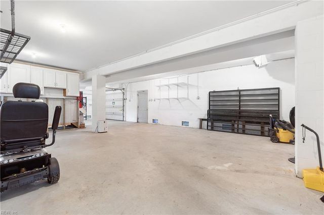 617 Dandy Loop RD, Yorktown, VA 23692