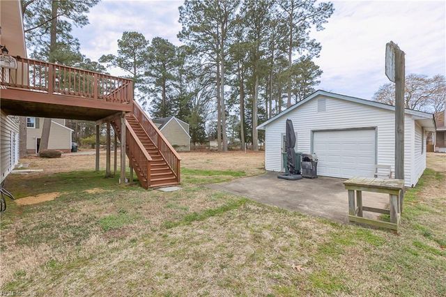 617 Dandy Loop RD, Yorktown, VA 23692