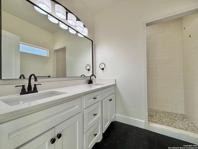 329 Canyon Springs, Canyon Lake, TX 78133