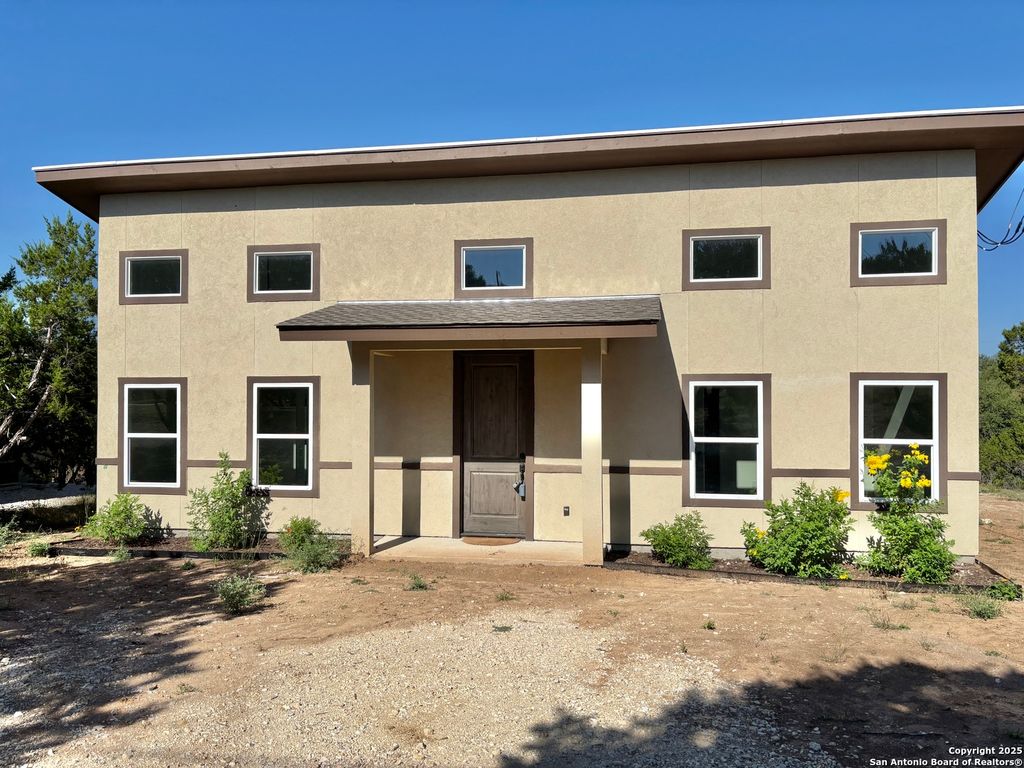 329 Canyon Springs, Canyon Lake, TX 78133