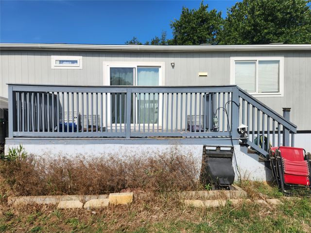 185 Cedar Drive, Azle, TX 76020