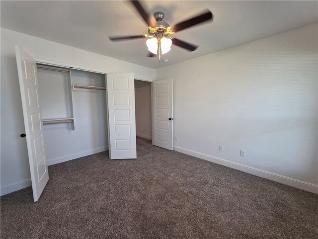 2405 Graham Lane, Pea Ridge, AR 72751