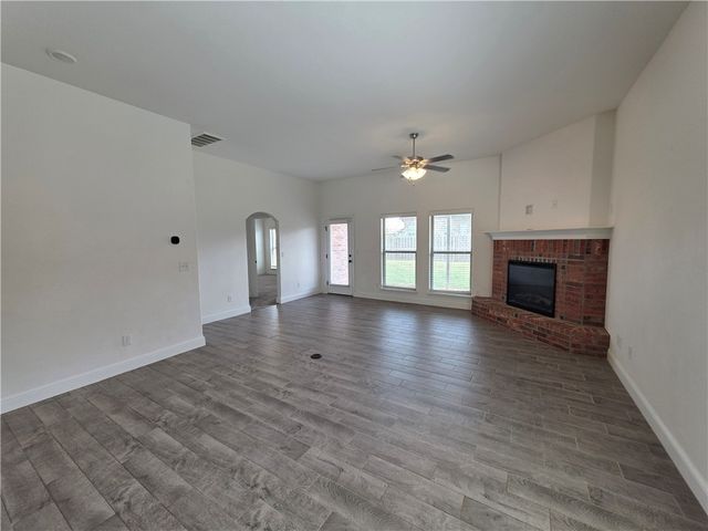 2405 Graham Lane, Pea Ridge, AR 72751