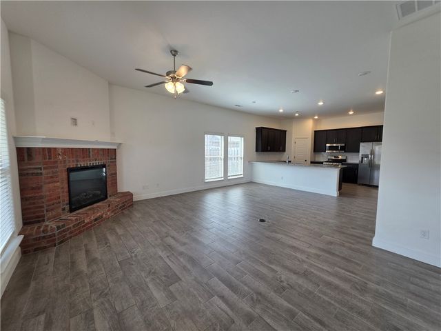 2405 Graham Lane, Pea Ridge, AR 72751