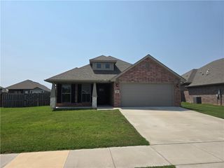 2405 Graham Lane, Pea Ridge, AR 72751