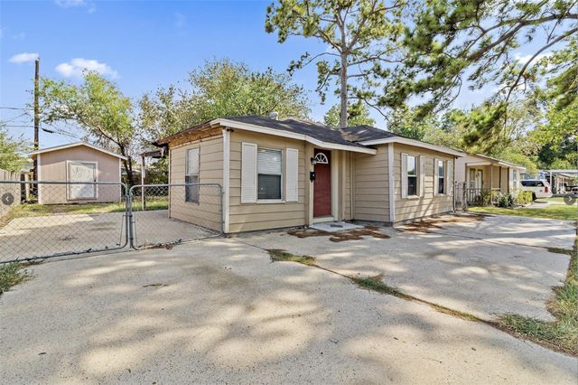 1504 Polk Avenue, Pasadena, TX 77506