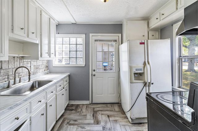 1504 Polk Avenue, Pasadena, TX 77506