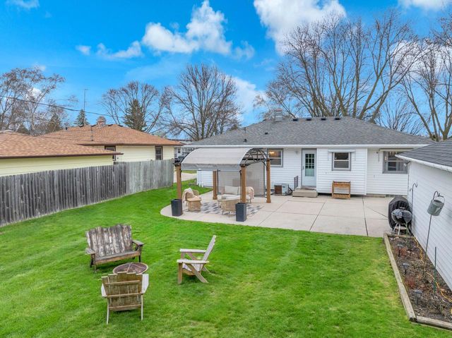 2824 S 15th STREET, Sheboygan, WI 53081