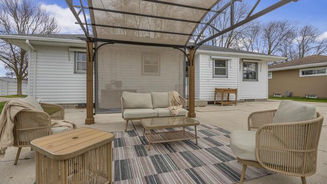 2824 S 15th STREET, Sheboygan, WI 53081