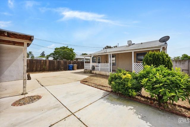 422 Arvin Street, Bakersfield, CA 93308