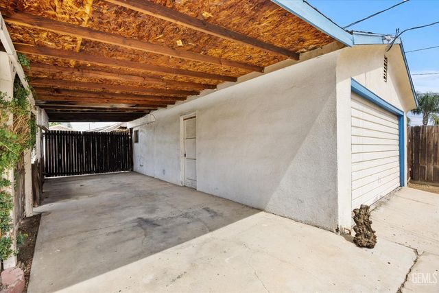 422 Arvin Street, Bakersfield, CA 93308