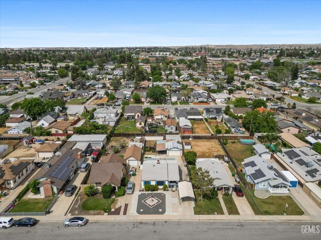 422 Arvin Street, Bakersfield, CA 93308