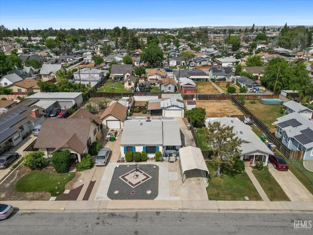 422 Arvin Street, Bakersfield, CA 93308