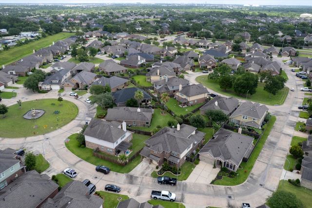 3544 Firenze Drive, Friendswood, TX 77546