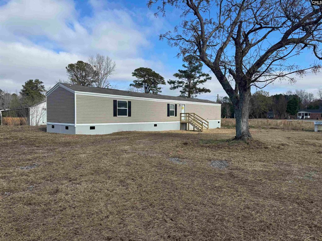 130 Willie Anderson Road, Hopkins, SC 29061