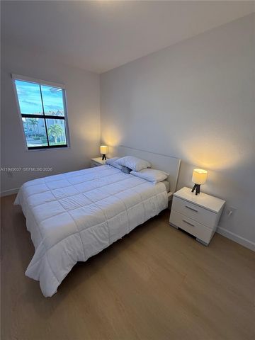 24474 SW 119th Pl, Homestead, FL 33032