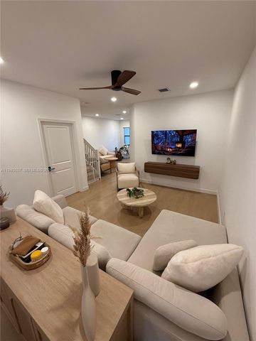 24474 SW 119th Pl, Homestead, FL 33032