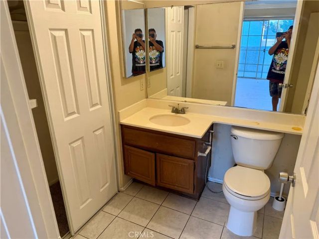 1371 S Park Avenue C, Pomona, CA 91766