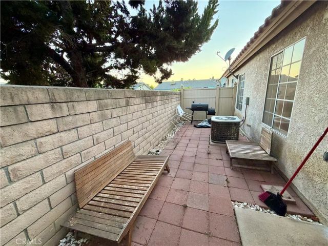 1371 S Park Avenue C, Pomona, CA 91766