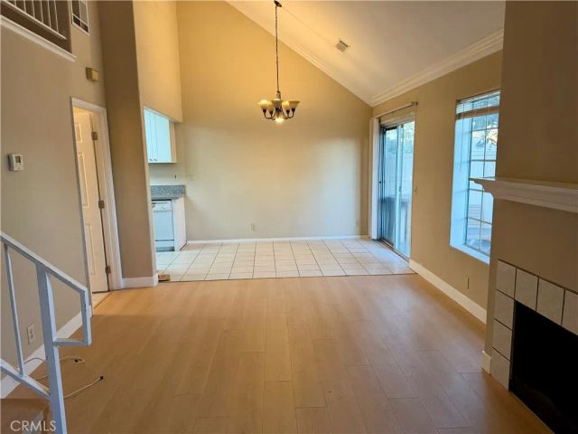 1371 S Park Avenue C, Pomona, CA 91766