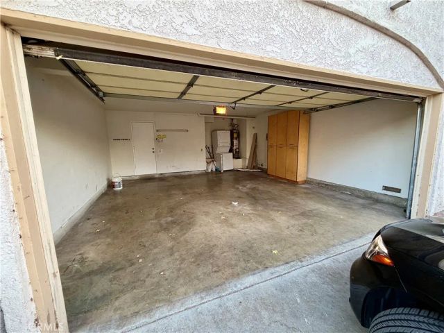 1371 S Park Avenue C, Pomona, CA 91766