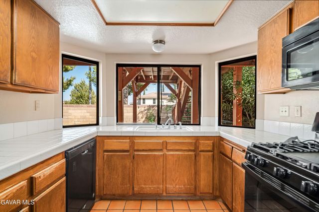 40744 Vía Valor, Palmdale, CA 93551