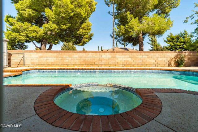 40744 Vía Valor, Palmdale, CA 93551