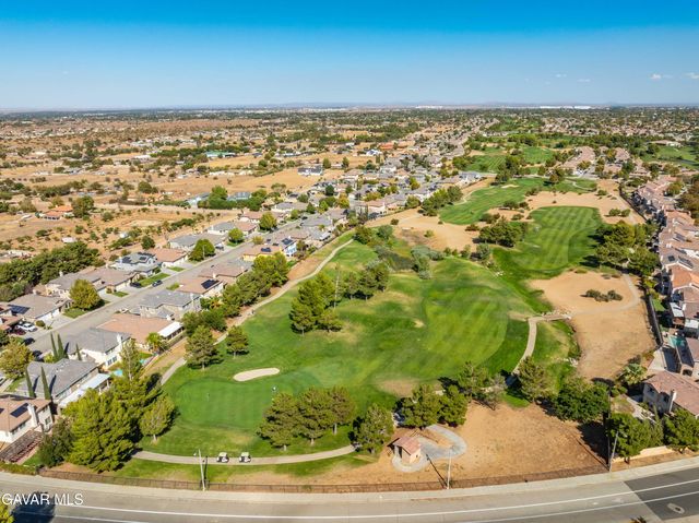 40744 Vía Valor, Palmdale, CA 93551