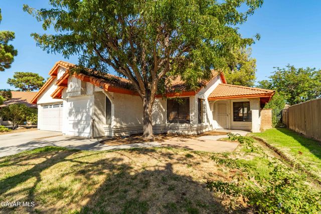 40744 Vía Valor, Palmdale, CA 93551