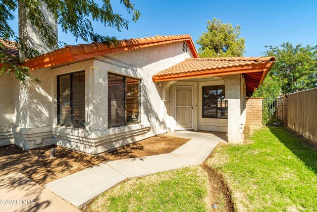 40744 Vía Valor, Palmdale, CA 93551