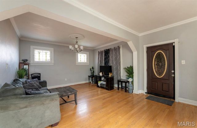 4015 Eichelberger Street, St Louis, MO 63116
