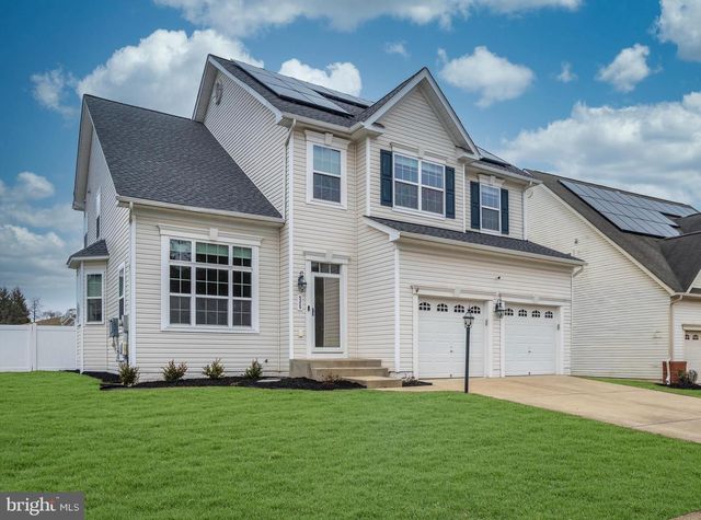 5209 ROYAL BIRKDALE AVE, Waldorf, MD 20602