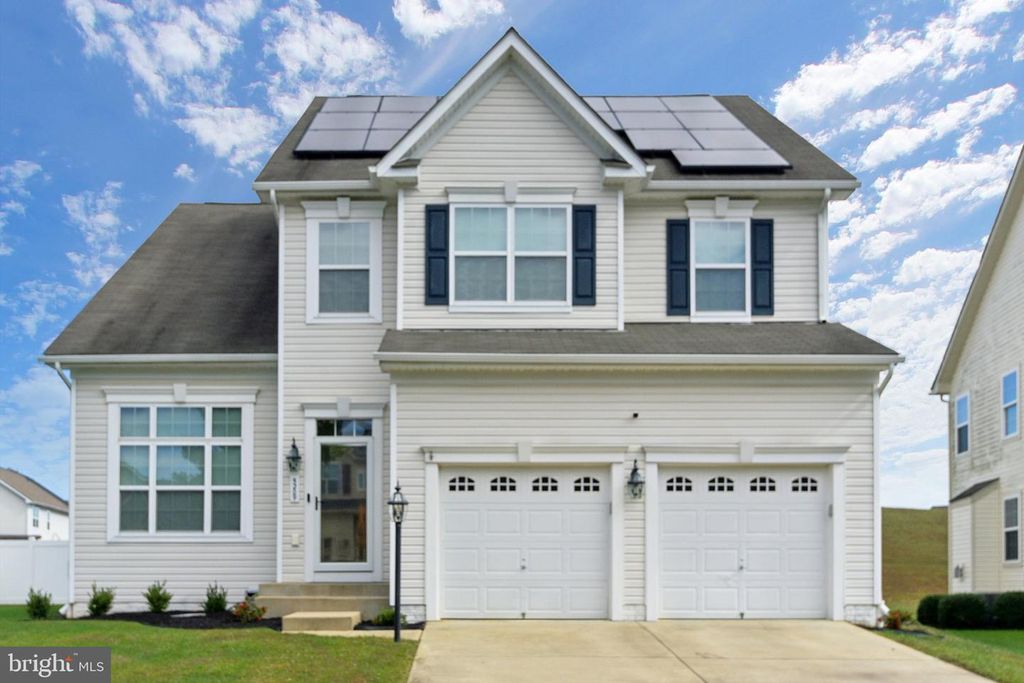 5209 ROYAL BIRKDALE AVE, Waldorf, MD 20602