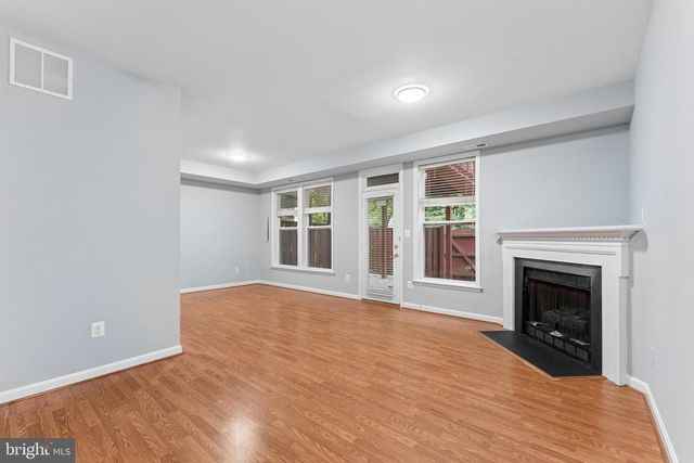 47670 LOWELAND TER, Sterling, VA 20165