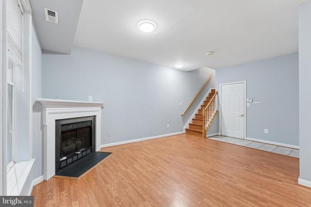 47670 LOWELAND TER, Sterling, VA 20165