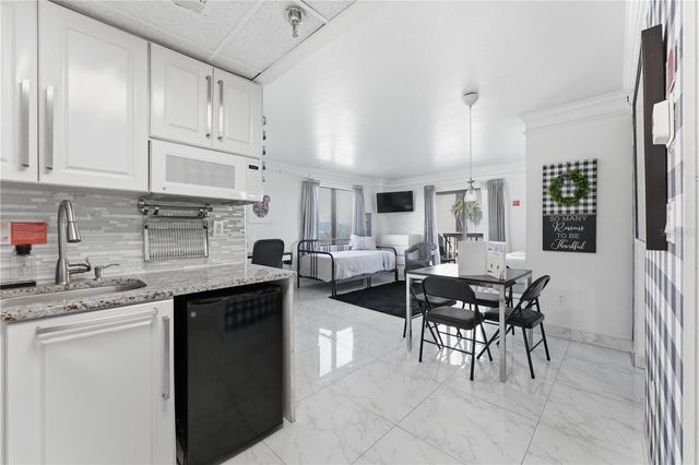 6165 CARRIER DRIVE 3415, Orlando, FL 32819