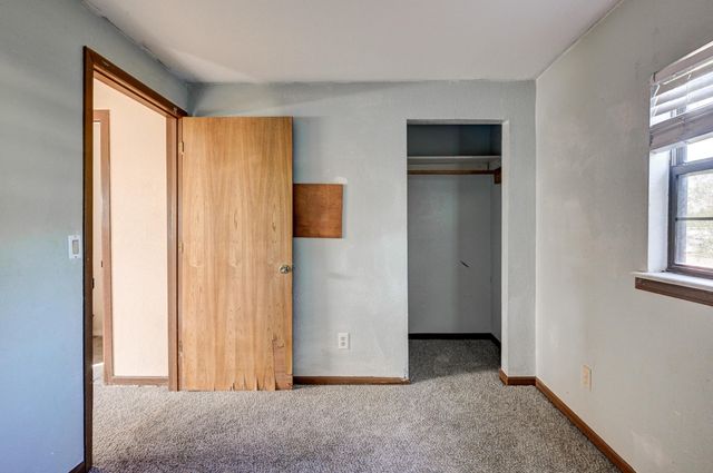 300 N Maple Street, Carthage, MO 64836