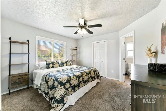 3309 Robinhood Loop, Nampa, ID 83687