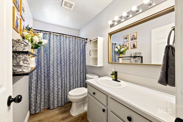 3309 Robinhood Loop, Nampa, ID 83687