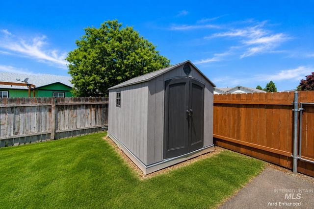3309 Robinhood Loop, Nampa, ID 83687