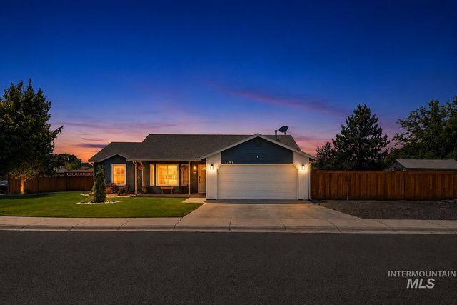 3309 Robinhood Loop, Nampa, ID 83687