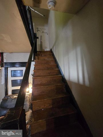 5952 N LEITHGOW ST, Philadelphia, PA 19120