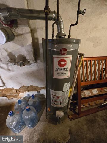 5952 N LEITHGOW ST, Philadelphia, PA 19120