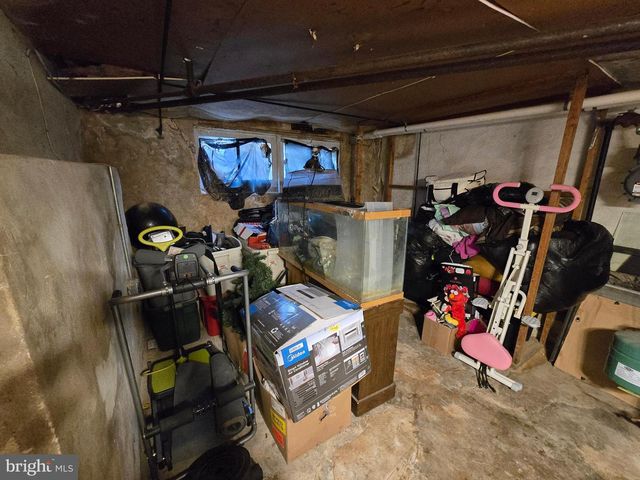 5952 N LEITHGOW ST, Philadelphia, PA 19120