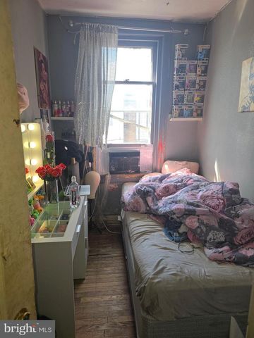 5952 N LEITHGOW ST, Philadelphia, PA 19120