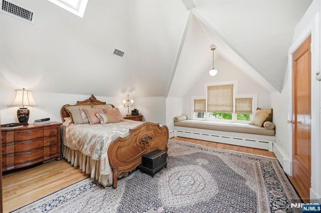 283 Highwood, Ridgewood, NJ 07450